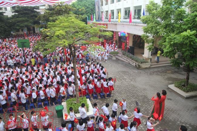 Lễ khai giảng diễn ra gọn, ý nghĩa cho một năm học mới ảnh 1